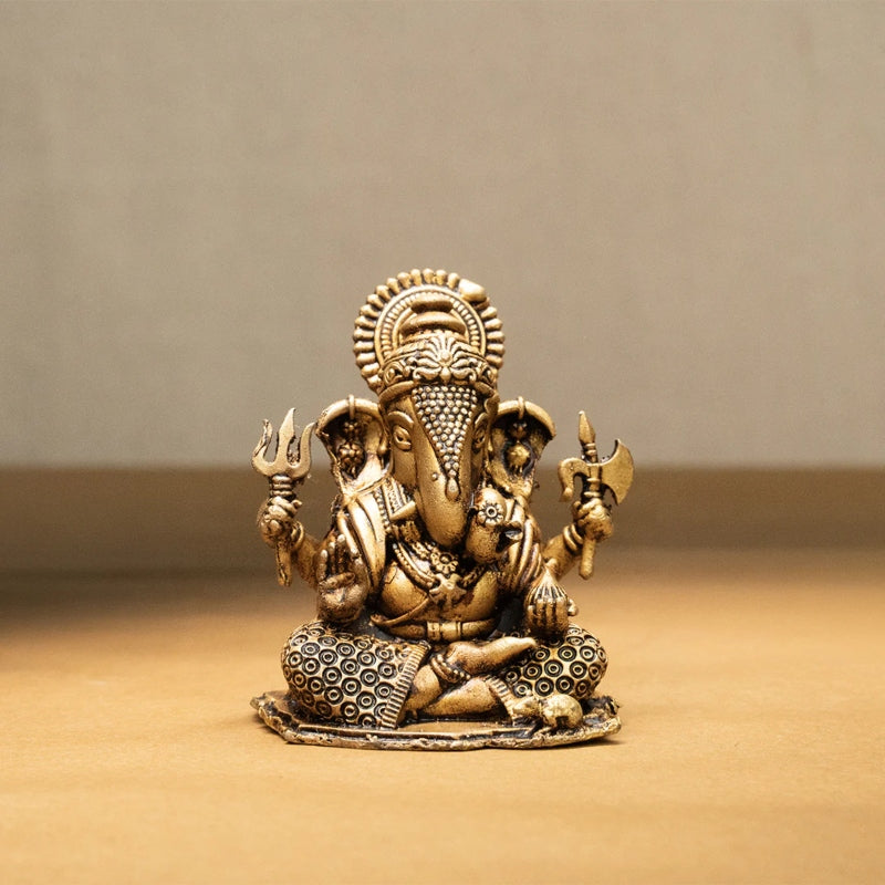 Shree Ganesh Murti “ Brass Idol of Vighnaharta - Puna