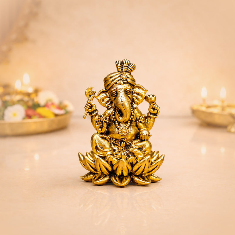 Pagdi Ganesh Murti